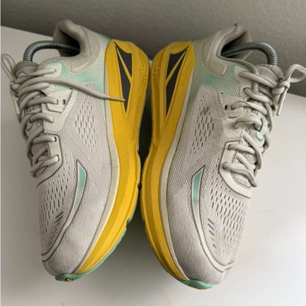 Altra men size  8 Paradigm 6 Men's Shoes in White and Yellow - Picture 5 of 8